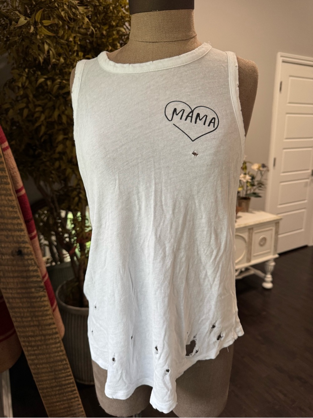 Chaser Mama Heart Graphic White Women's Tank Top